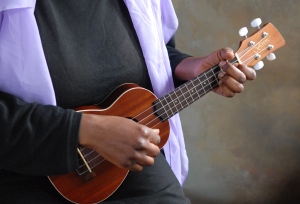 Jacqueline Grant playing ukulele